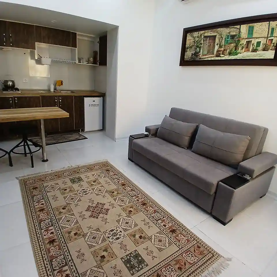 تصویر اصلی سوییت سه