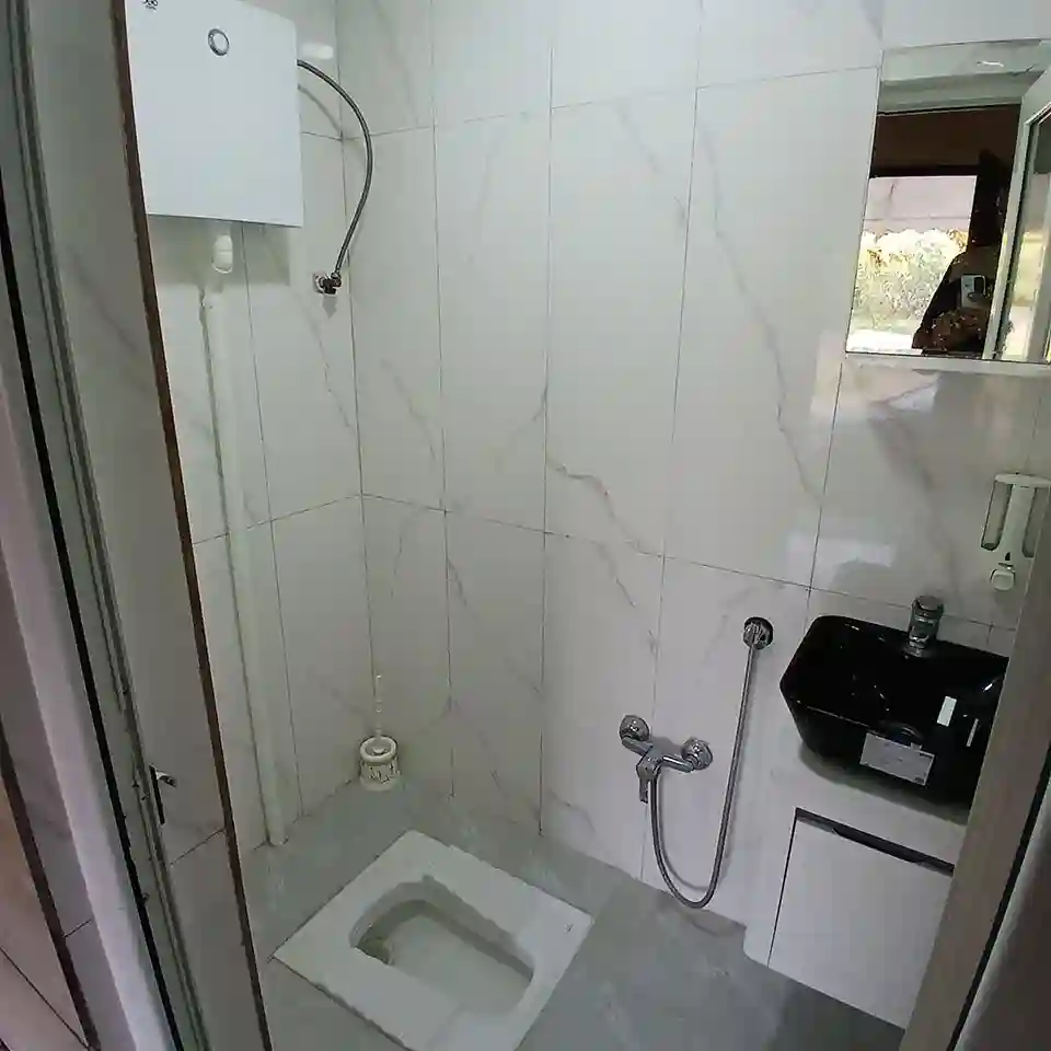 تصویر گالری سوئیت پنج