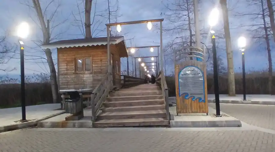 پل چوبی کیاشهر