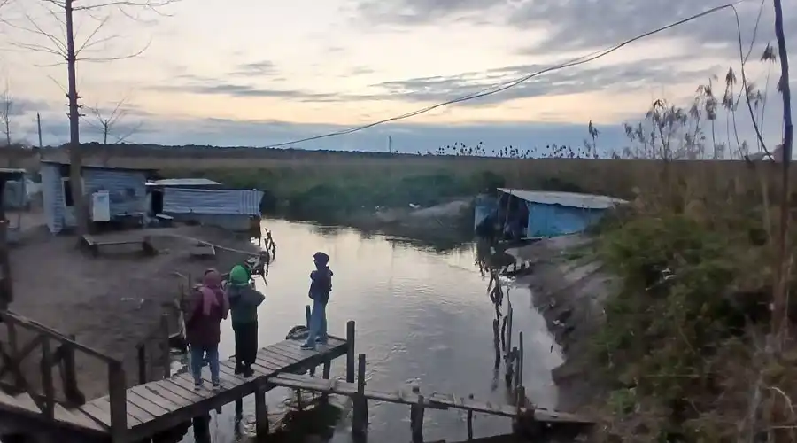 پل چوبی کیاشهر